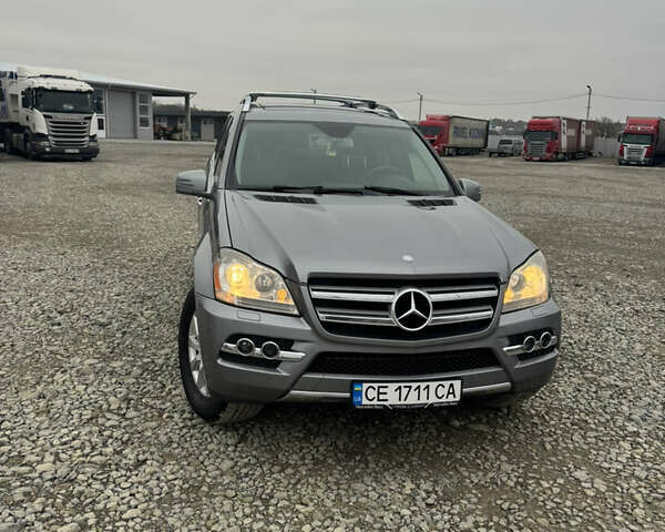 Серый Мерседес ГЛ-класс, объемом двигателя 2.99 л и пробегом 339 тыс. км за 16800 $, фото 10 на Automoto.ua