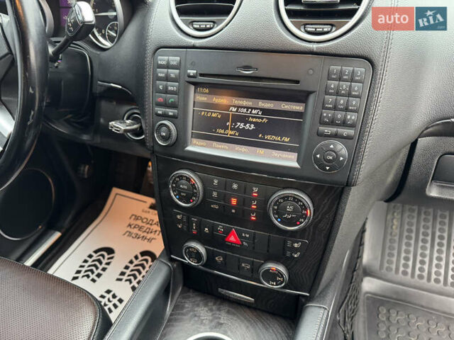 Серый Мерседес ГЛ-класс, объемом двигателя 3 л и пробегом 309 тыс. км за 20500 $, фото 42 на Automoto.ua