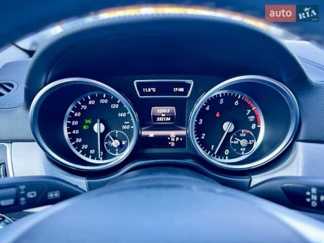 Серый Мерседес ГЛ-класс, объемом двигателя 4.66 л и пробегом 232 тыс. км за 27000 $, фото 35 на Automoto.ua