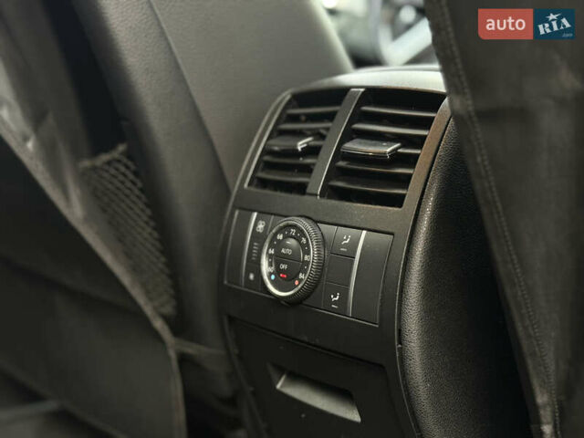 Сірий Мерседес ГЛ-Клас, об'ємом двигуна 2.99 л та пробігом 224 тис. км за 19500 $, фото 37 на Automoto.ua