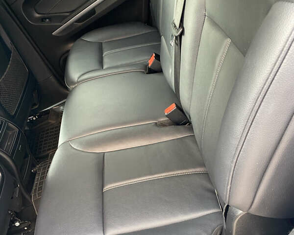 Сірий Мерседес ГЛ-Клас, об'ємом двигуна 2.99 л та пробігом 243 тис. км за 17000 $, фото 16 на Automoto.ua