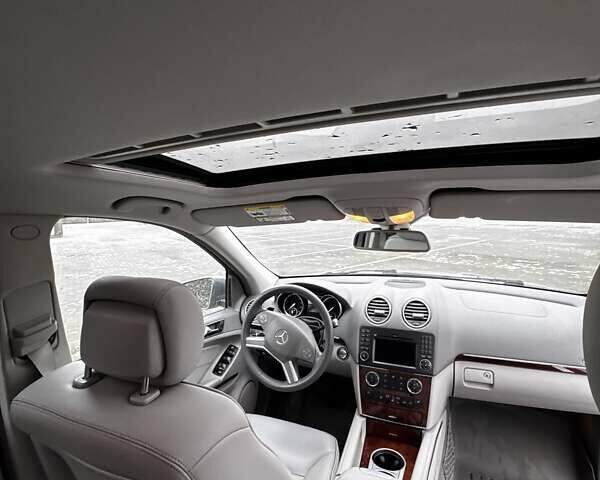 Сірий Мерседес ГЛ-Клас, об'ємом двигуна 2.99 л та пробігом 290 тис. км за 19900 $, фото 16 на Automoto.ua