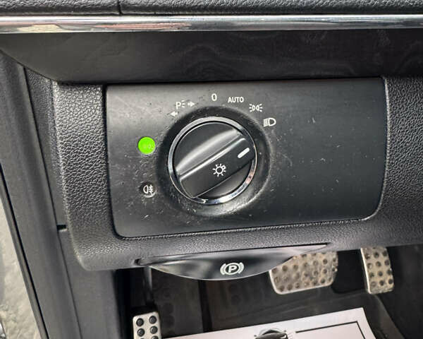 Серый Мерседес ГЛ-класс, объемом двигателя 3 л и пробегом 309 тыс. км за 20500 $, фото 21 на Automoto.ua