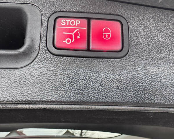 Серый Мерседес ГЛ-класс, объемом двигателя 3 л и пробегом 192 тыс. км за 17400 $, фото 49 на Automoto.ua