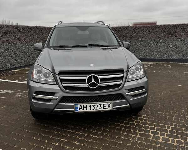 Сірий Мерседес ГЛ-Клас, об'ємом двигуна 2.99 л та пробігом 290 тис. км за 19900 $, фото 13 на Automoto.ua