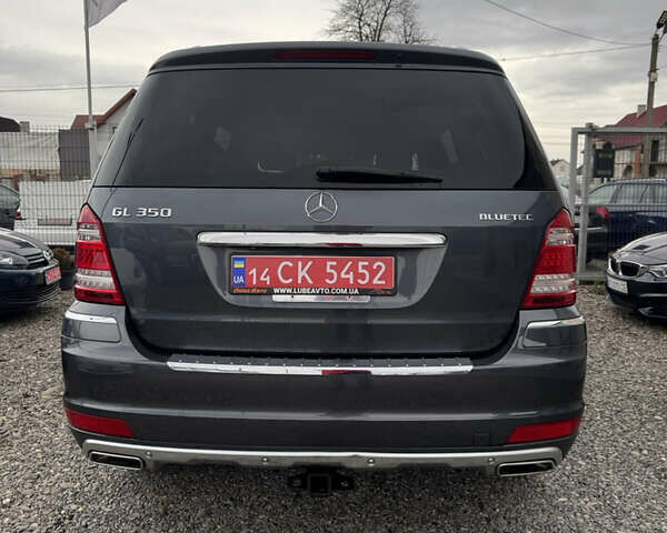 Серый Мерседес ГЛ-класс, объемом двигателя 3 л и пробегом 192 тыс. км за 17400 $, фото 8 на Automoto.ua