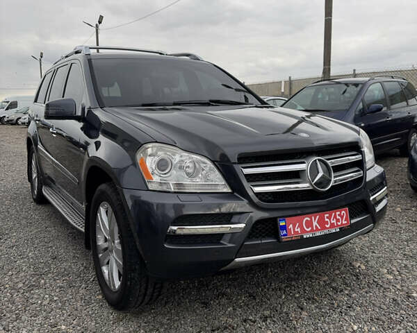 Серый Мерседес ГЛ-класс, объемом двигателя 3 л и пробегом 192 тыс. км за 17400 $, фото 3 на Automoto.ua