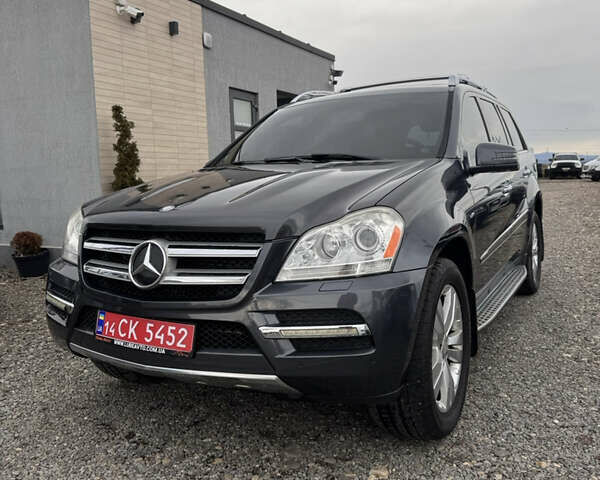 Серый Мерседес ГЛ-класс, объемом двигателя 3 л и пробегом 192 тыс. км за 17400 $, фото 1 на Automoto.ua