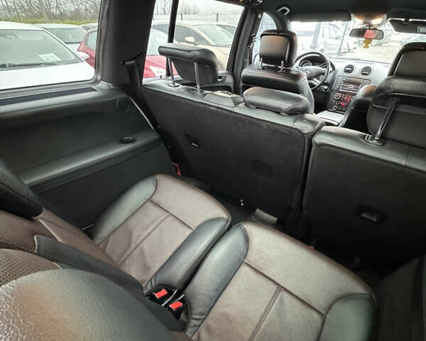 Серый Мерседес ГЛ-класс, объемом двигателя 3 л и пробегом 309 тыс. км за 20500 $, фото 29 на Automoto.ua