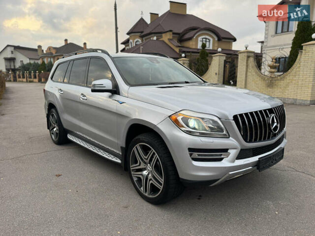 Серый Мерседес ГЛ-класс, объемом двигателя 4.66 л и пробегом 220 тыс. км за 24600 $, фото 1 на Automoto.ua