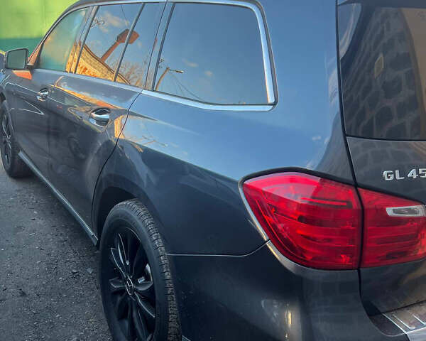 Серый Мерседес ГЛ-класс, объемом двигателя 4.6 л и пробегом 320 тыс. км за 12000 $, фото 4 на Automoto.ua