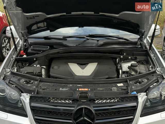 Сірий Мерседес ГЛ-Клас, об'ємом двигуна 2.99 л та пробігом 224 тис. км за 19500 $, фото 40 на Automoto.ua