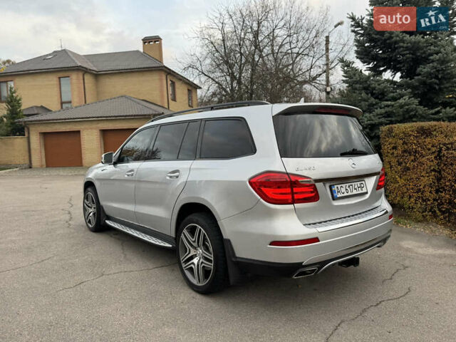 Серый Мерседес ГЛ-класс, объемом двигателя 4.66 л и пробегом 220 тыс. км за 24600 $, фото 2 на Automoto.ua