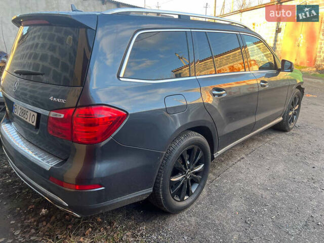 Серый Мерседес ГЛ-класс, объемом двигателя 4.6 л и пробегом 320 тыс. км за 12000 $, фото 5 на Automoto.ua