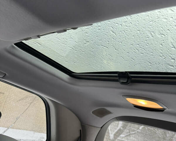 Сірий Мерседес ГЛ-Клас, об'ємом двигуна 3 л та пробігом 320 тис. км за 19800 $, фото 15 на Automoto.ua