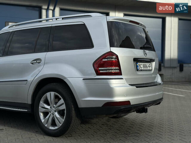 Сірий Мерседес ГЛ-Клас, об'ємом двигуна 2.99 л та пробігом 224 тис. км за 19500 $, фото 13 на Automoto.ua