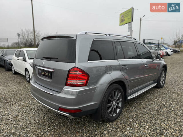 Серый Мерседес ГЛ-класс, объемом двигателя 3 л и пробегом 309 тыс. км за 20500 $, фото 15 на Automoto.ua
