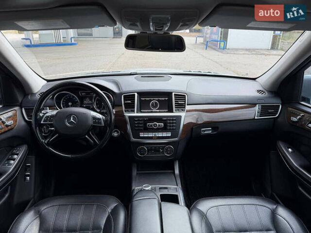 Серый Мерседес ГЛ-класс, объемом двигателя 4.66 л и пробегом 220 тыс. км за 24600 $, фото 22 на Automoto.ua