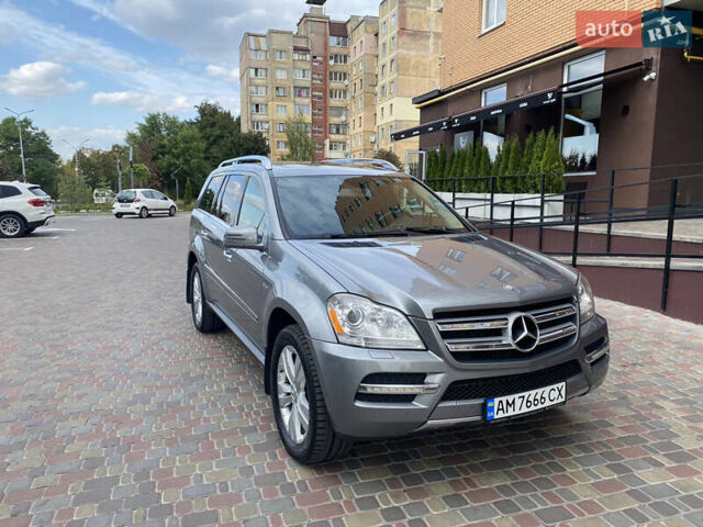 Сірий Мерседес ГЛ-Клас, об'ємом двигуна 2.99 л та пробігом 243 тис. км за 17000 $, фото 3 на Automoto.ua