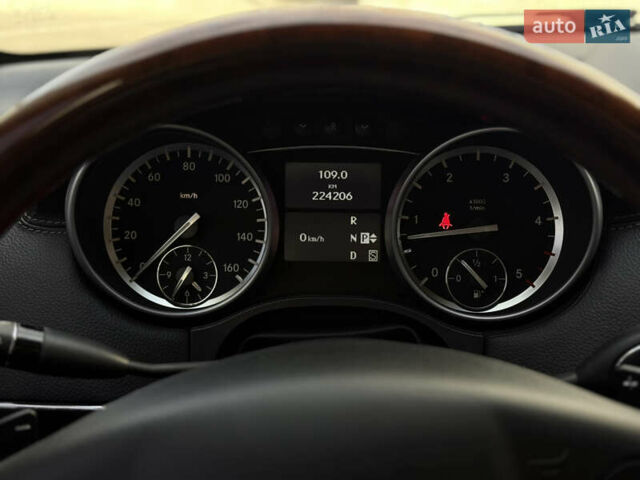 Сірий Мерседес ГЛ-Клас, об'ємом двигуна 2.99 л та пробігом 224 тис. км за 19500 $, фото 36 на Automoto.ua