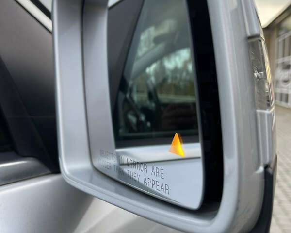 Серый Мерседес ГЛ-класс, объемом двигателя 3 л и пробегом 240 тыс. км за 22900 $, фото 14 на Automoto.ua