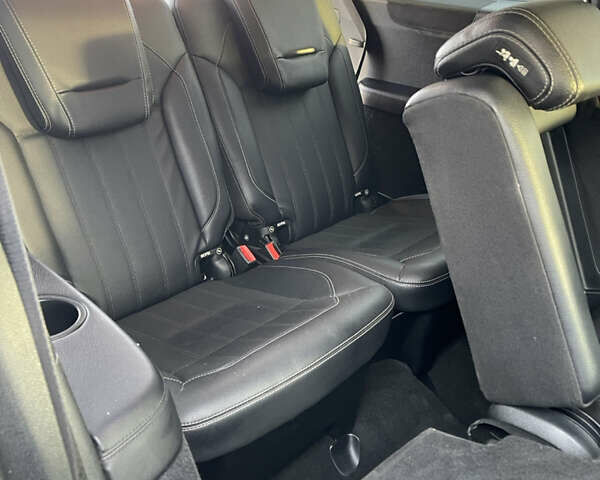 Серый Мерседес ГЛ-класс, объемом двигателя 3 л и пробегом 240 тыс. км за 22900 $, фото 39 на Automoto.ua