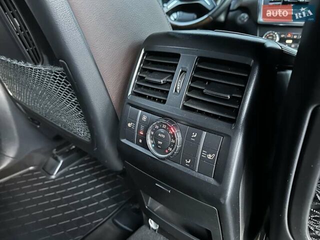 Мерседес ГЛ-Клас 2013 у Києві на Automoto.ua Сірий Мерседес ГЛ-Клас, об'ємом двигуна 3 л та пробігом 215 тис. км за 24650 $, фото 57 на Automoto.ua