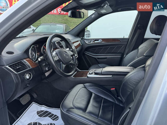 Серый Мерседес ГЛ-класс, объемом двигателя 3 л и пробегом 226 тыс. км за 24400 $, фото 14 на Automoto.ua