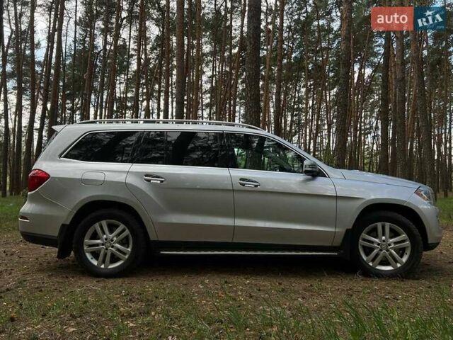 Серый Мерседес ГЛ-класс, объемом двигателя 3 л и пробегом 225 тыс. км за 21500 $, фото 5 на Automoto.ua