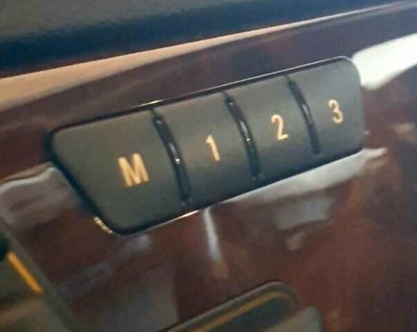 Серый Мерседес ГЛ-класс, объемом двигателя 4.7 л и пробегом 41 тыс. км за 50000 $, фото 10 на Automoto.ua