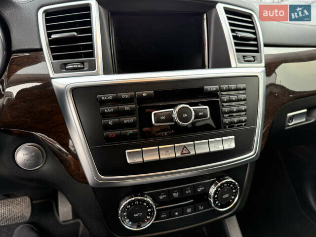 Серый Мерседес ГЛ-класс, объемом двигателя 4.66 л и пробегом 225 тыс. км за 19999 $, фото 35 на Automoto.ua