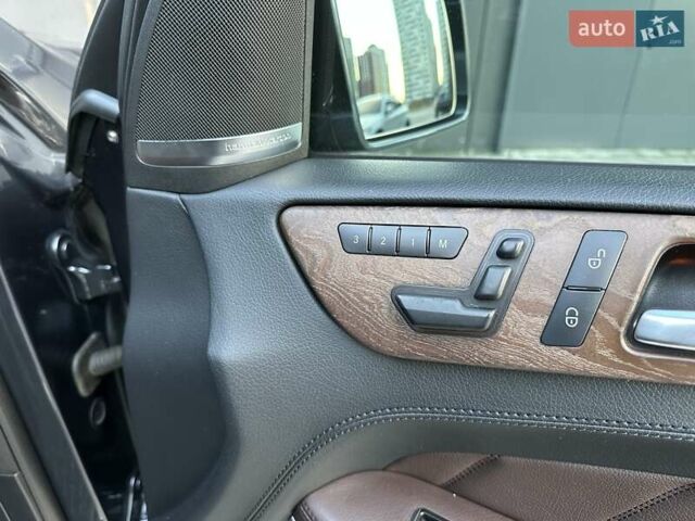 Мерседес ГЛ-Клас 2013 у Києві на Automoto.ua Сірий Мерседес ГЛ-Клас, об'ємом двигуна 3 л та пробігом 215 тис. км за 24650 $, фото 49 на Automoto.ua