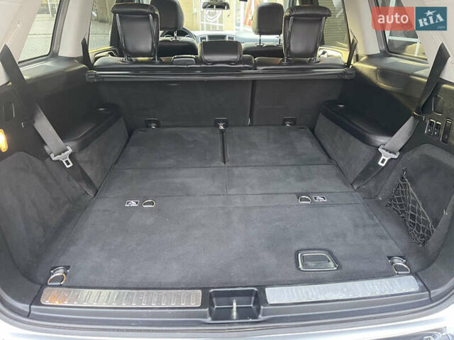 Серый Мерседес ГЛ-класс, объемом двигателя 3 л и пробегом 240 тыс. км за 22900 $, фото 36 на Automoto.ua