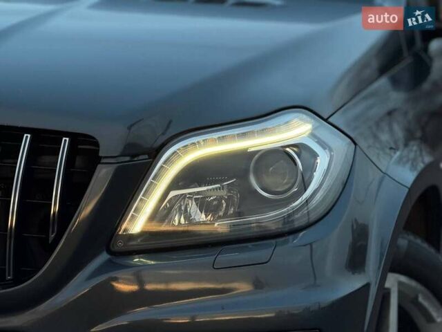 Серый Мерседес ГЛ-класс, объемом двигателя 4.66 л и пробегом 240 тыс. км за 22500 $, фото 3 на Automoto.ua