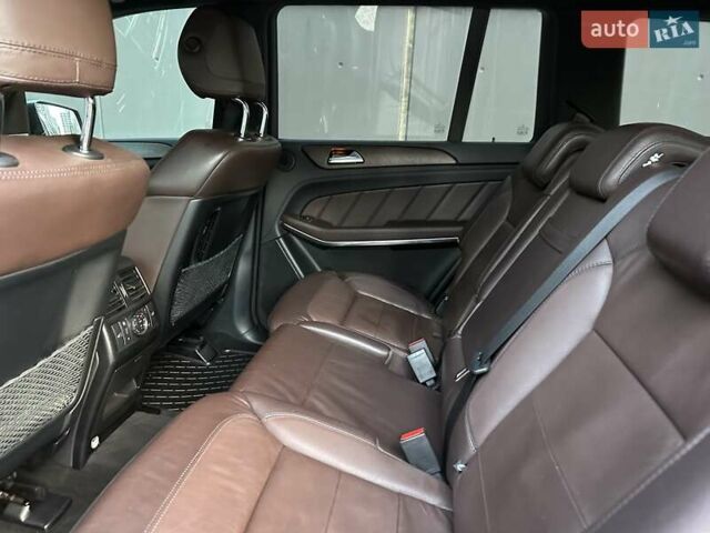 Мерседес ГЛ-Клас 2013 у Києві на Automoto.ua Сірий Мерседес ГЛ-Клас, об'ємом двигуна 3 л та пробігом 215 тис. км за 24650 $, фото 68 на Automoto.ua
