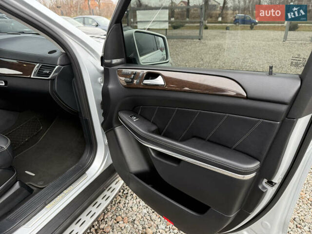 Серый Мерседес ГЛ-класс, объемом двигателя 4.66 л и пробегом 225 тыс. км за 19999 $, фото 26 на Automoto.ua