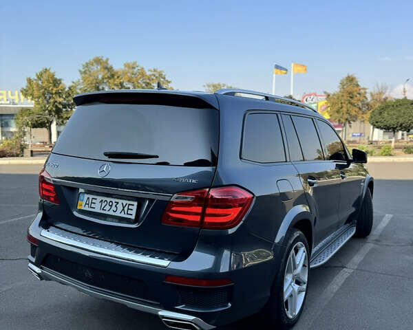 Сірий Мерседес ГЛ-Клас, об'ємом двигуна 4.66 л та пробігом 220 тис. км за 23000 $, фото 5 на Automoto.ua