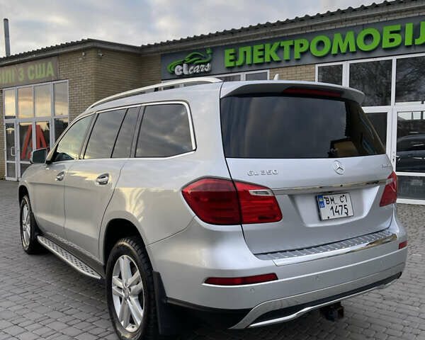 Серый Мерседес ГЛ-класс, объемом двигателя 3 л и пробегом 240 тыс. км за 22900 $, фото 7 на Automoto.ua