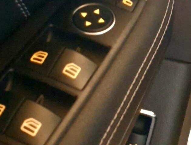 Серый Мерседес ГЛ-класс, объемом двигателя 4.7 л и пробегом 41 тыс. км за 50000 $, фото 5 на Automoto.ua