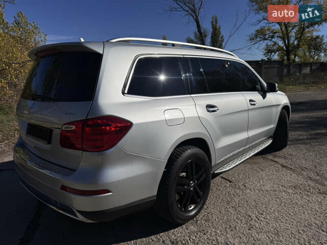 Мерседес ГЛ-класс 2013 в Белгород-Днестровском на Automoto.ua Серый Мерседес ГЛ-класс, объемом двигателя 3 л и пробегом 249 тыс. км за 24500 $, фото 1 на Automoto.ua