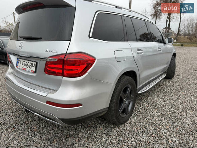 Серый Мерседес ГЛ-класс, объемом двигателя 4.66 л и пробегом 225 тыс. км за 19999 $, фото 14 на Automoto.ua