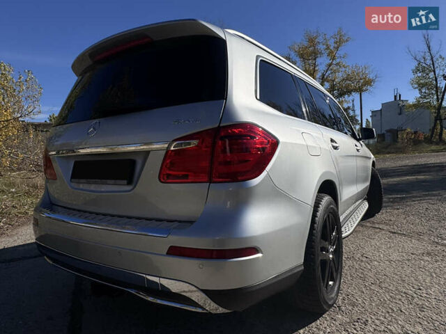 Мерседес ГЛ-класс 2013 в Одессе на Automoto.ua Серый Мерседес ГЛ-класс, объемом двигателя 3 л и пробегом 240 тыс. км за 15000 $, фото 7 на Automoto.ua