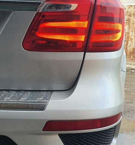 Серый Мерседес ГЛ-класс, объемом двигателя 4.7 л и пробегом 41 тыс. км за 50000 $, фото 7 на Automoto.ua