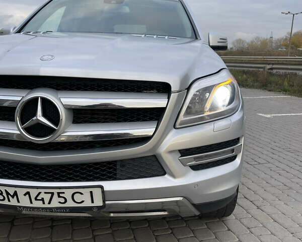 Серый Мерседес ГЛ-класс, объемом двигателя 3 л и пробегом 240 тыс. км за 22900 $, фото 9 на Automoto.ua