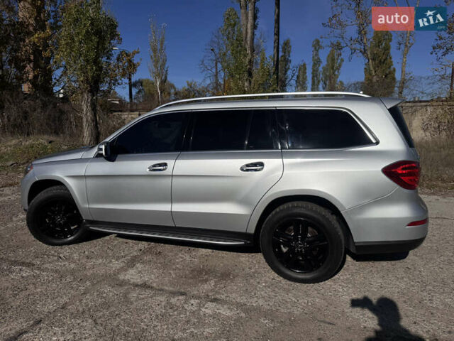 Мерседес ГЛ-класс 2013 в Одессе на Automoto.ua Серый Мерседес ГЛ-класс, объемом двигателя 3 л и пробегом 240 тыс. км за 15000 $, фото 3 на Automoto.ua