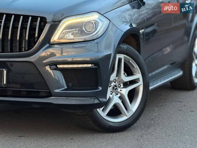 Серый Мерседес ГЛ-класс, объемом двигателя 4.66 л и пробегом 240 тыс. км за 22500 $, фото 2 на Automoto.ua