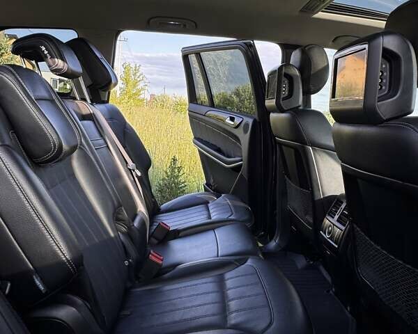 Сірий Мерседес ГЛ-Клас, об'ємом двигуна 3 л та пробігом 135 тис. км за 28900 $, фото 8 на Automoto.ua