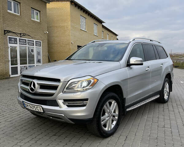 Серый Мерседес ГЛ-класс, объемом двигателя 3 л и пробегом 240 тыс. км за 22900 $, фото 1 на Automoto.ua