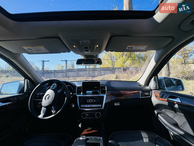 Мерседес ГЛ-класс 2013 в Одессе на Automoto.ua Серый Мерседес ГЛ-класс, объемом двигателя 3 л и пробегом 240 тыс. км за 15000 $, фото 9 на Automoto.ua