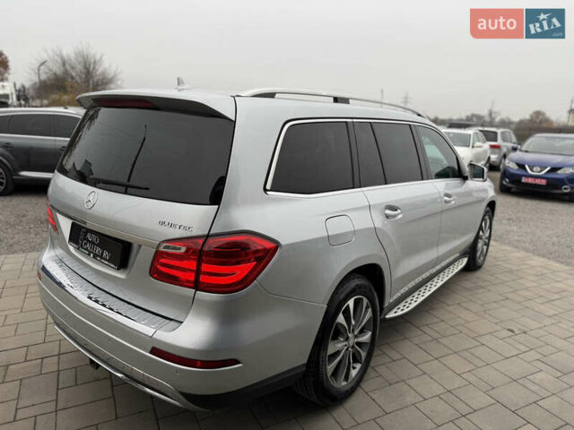 Серый Мерседес ГЛ-класс, объемом двигателя 3 л и пробегом 272 тыс. км за 21888 $, фото 6 на Automoto.ua